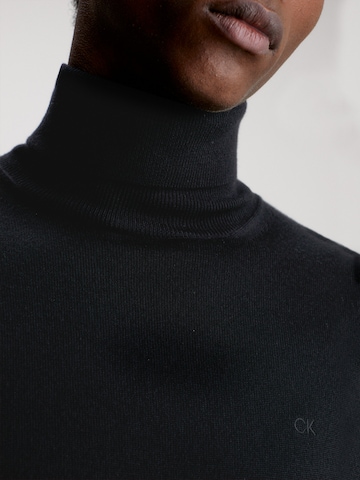 Calvin Klein Sweater in Black