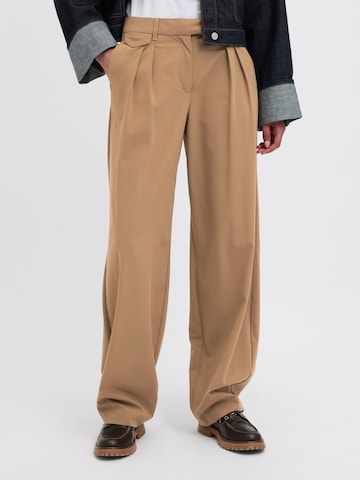 JJXX Tapered Broek in Bruin: voorkant