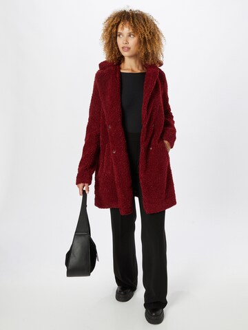 Manteau d’hiver 'GABI' Noisy may en rouge