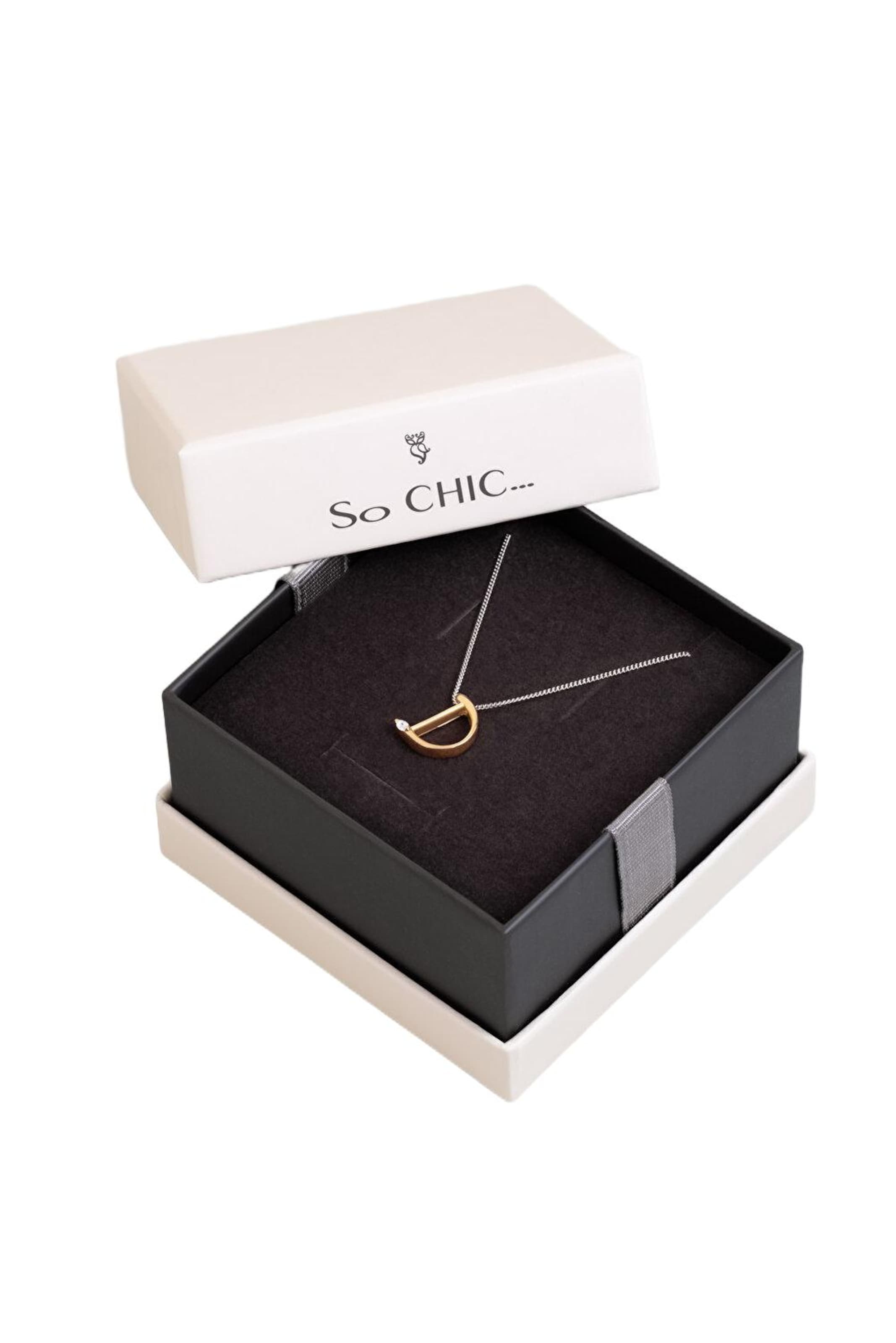 So Chic Necklace in Silver