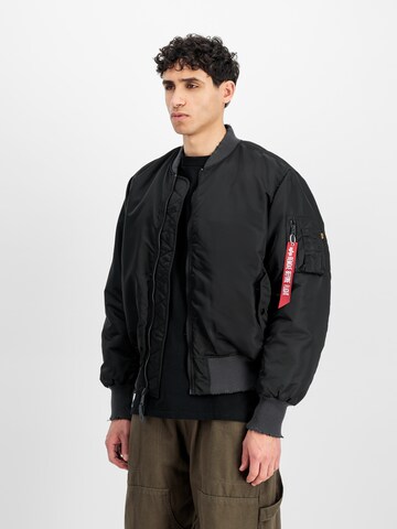 Veste mi-saison 'MA-1 Distressed' ALPHA INDUSTRIES en noir : devant