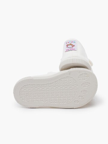 Pisamonas Ballerina in White