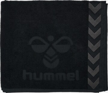 Hummel Towel in Black: front