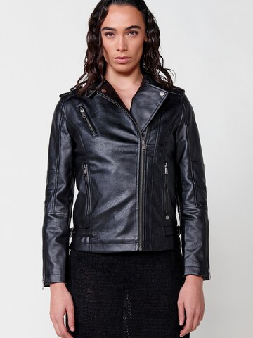 KOROSHI Jacke in Schwarz: Vorderseite