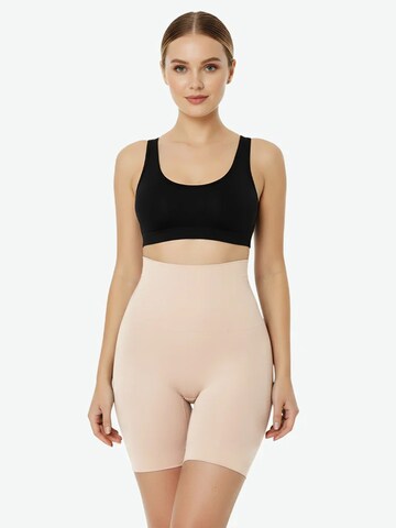 Shapetape Shapingbroek 'Corrigerende High Waist Naadloos Broekje met Bilvulling' in Beige: voorkant