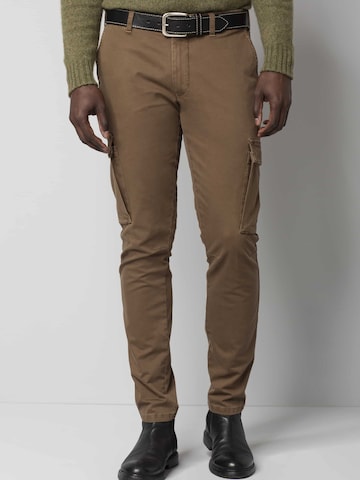 Meyer Hosen Regular Cargo Pants in Brown: front