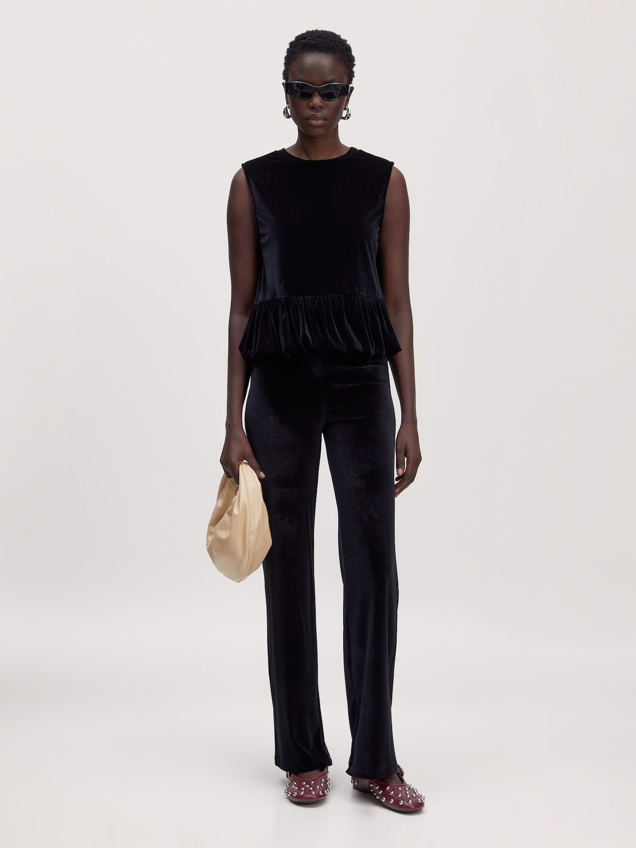 EDITED Producten Shirt 'Davinia' Zwart