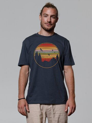 Maglietta ' Sunset Berge & Tannen ' di Watapparel in grigio: frontale