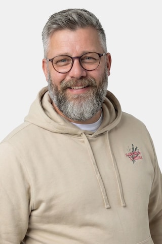 Men Plus Sweatshirt in Beige