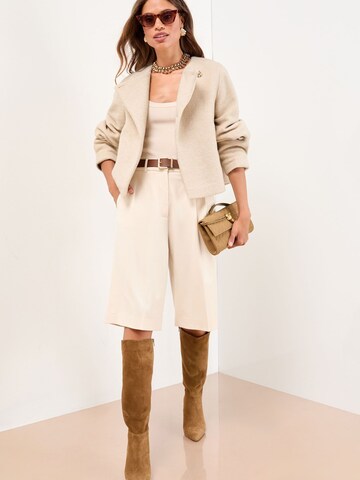 Lipsy Übergangsjacke in Beige