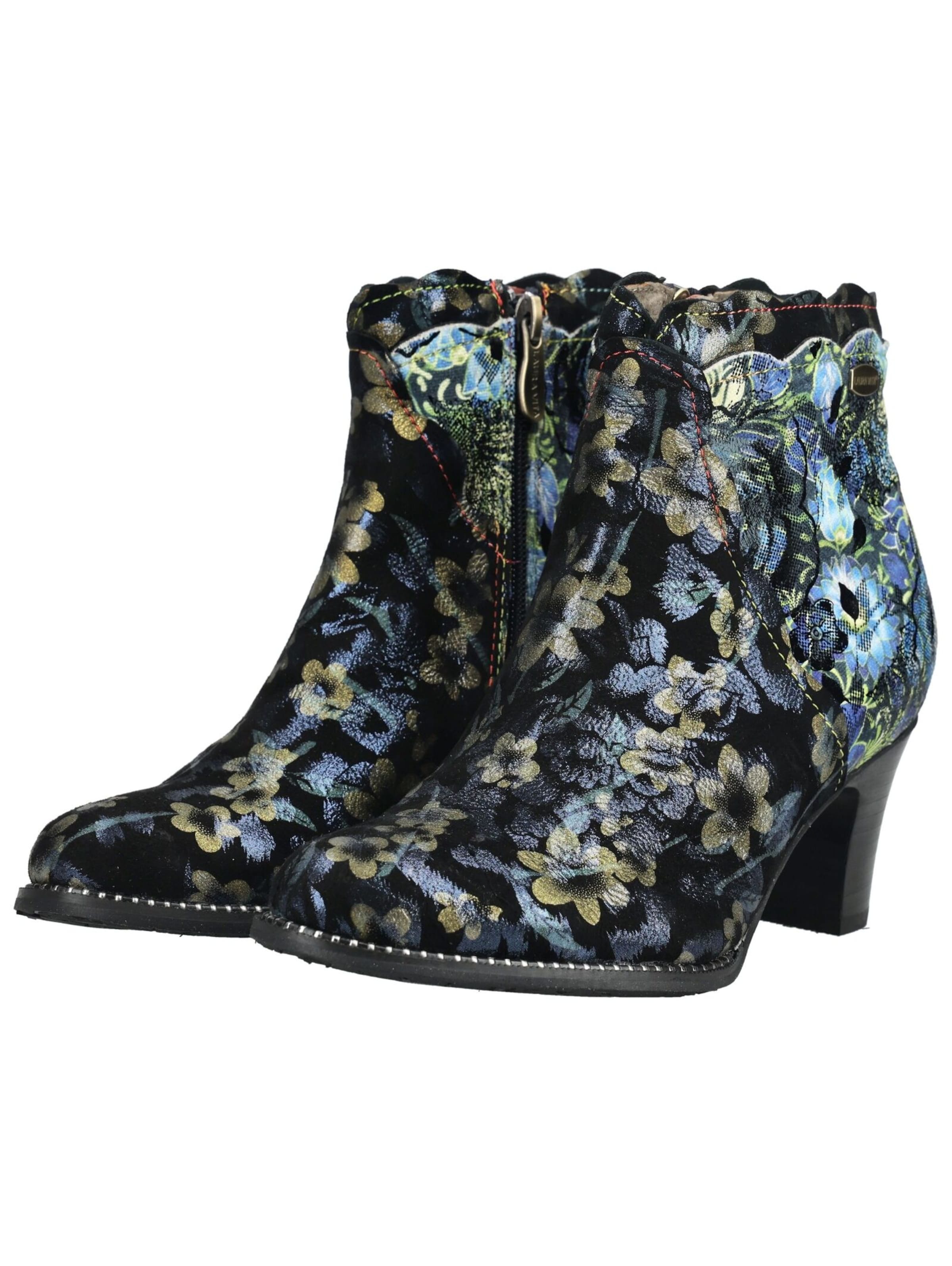 Laura Vita Booties in Black