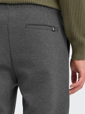 regular Pantaloni chino ' IDCowsol ' di INDICODE JEANS in grigio