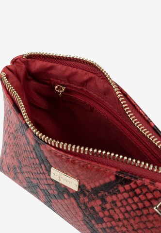 faina Cosmetic Bag in Red