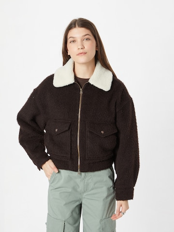 LEVI'S ® Between-season jacket 'Baby Bubble Wool Trucker' in Brown: front