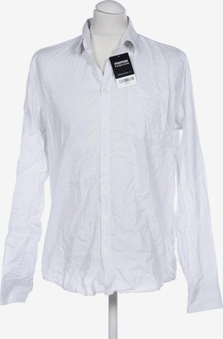 Casual Friday Button Up Shirt in M in White: front