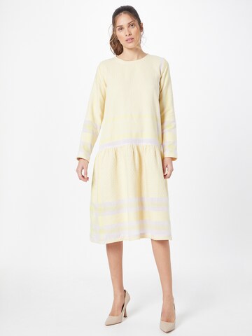 Summery Copenhagen - Vestido 'Josefine' en amarillo: frente