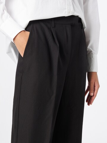 LMTD Wide leg Pleat-Front Pants 'REGINA' in Black