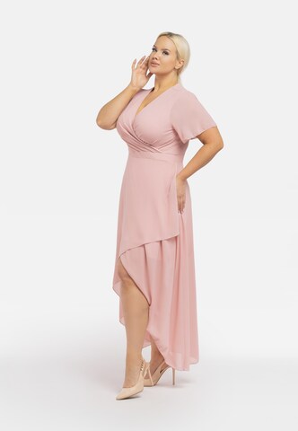 Robe de soirée 'MONIKA' Karko en rose