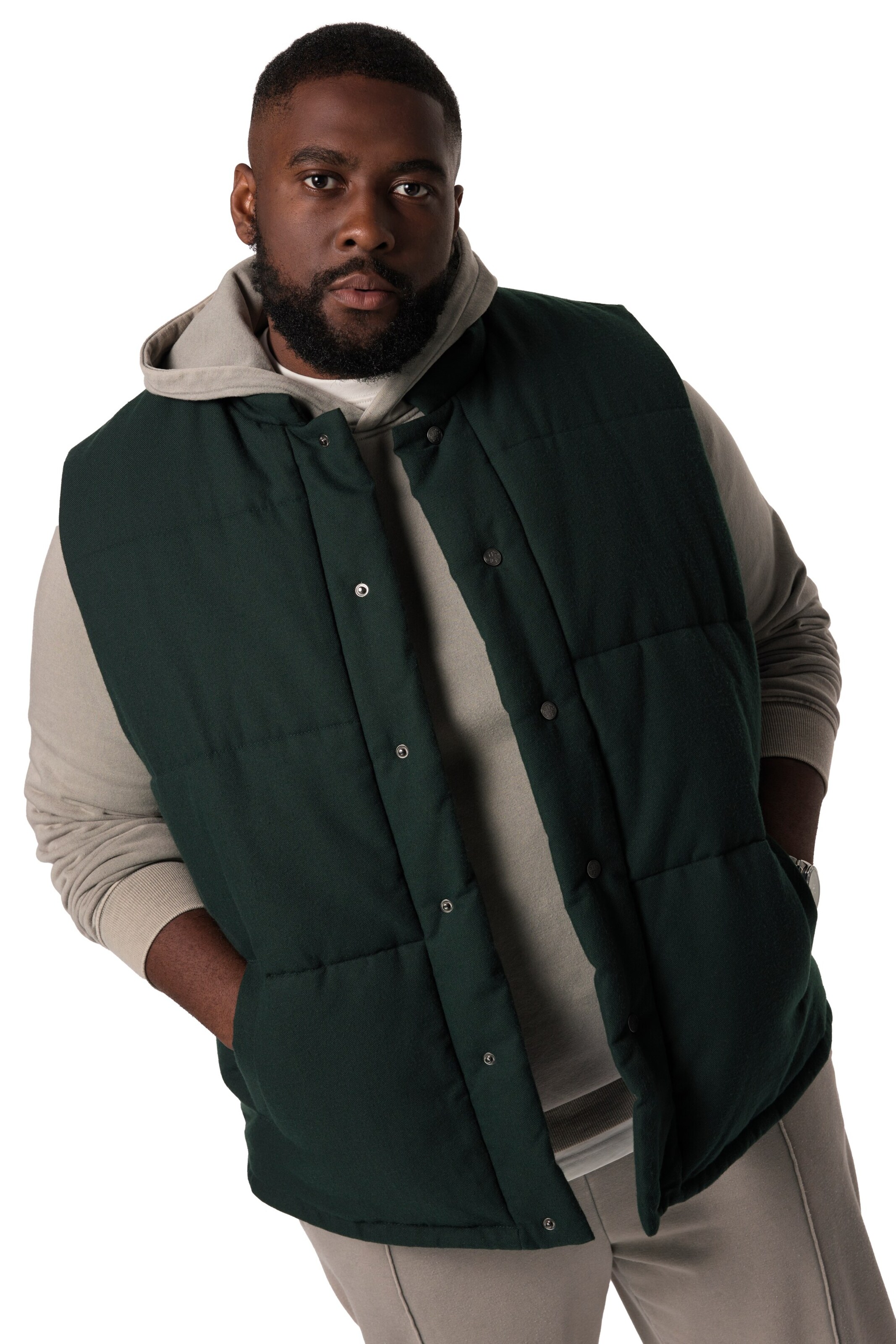 STHUGE Vest in Black: front