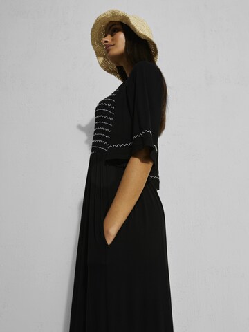 Robe d’été bonprix en noir