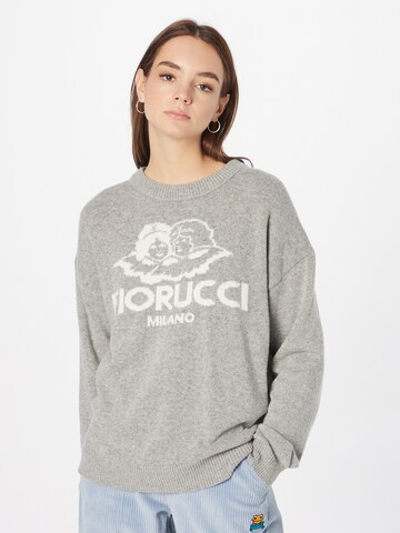 Pull-over Fiorucci en gris : devant