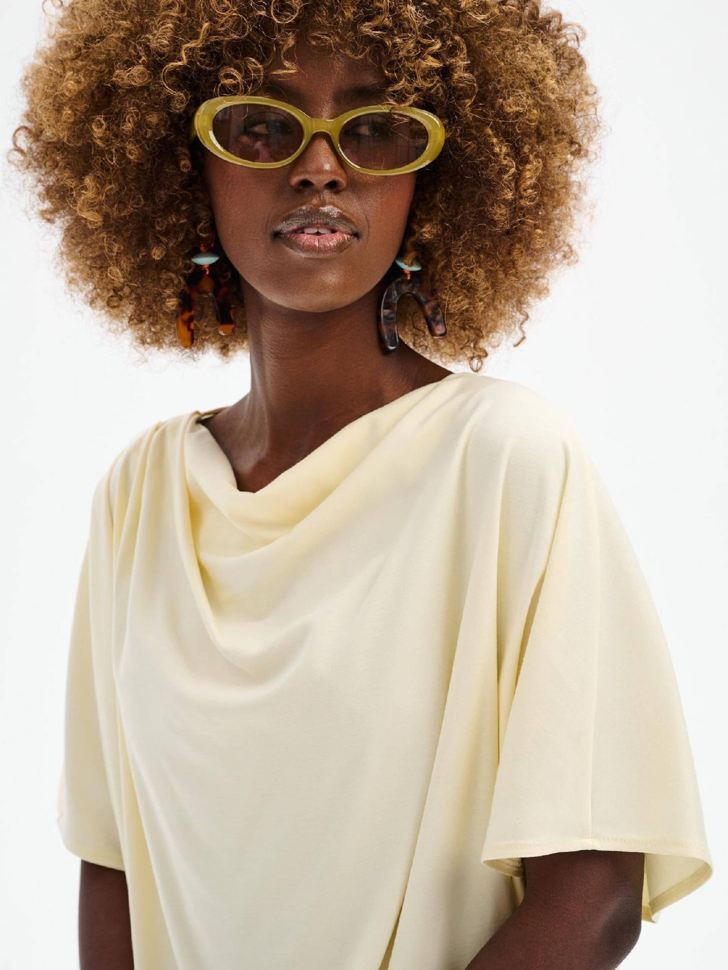 Blue Shadow Blouse 'Binni' in Yellow