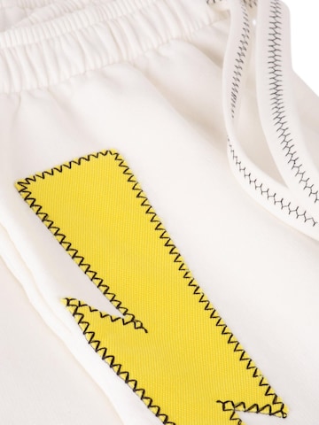 The Rad Black Kids - Ropa ancha Pantalón deportivo 'Jump Higher Shorts' en blanco