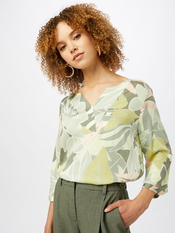 COMMA Blouse in Green: front