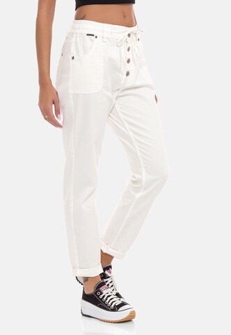 CIPO & BAXX Regular Pants in White