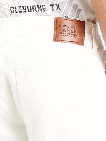 Abercrombie & Fitch Regularen Kavbojke | bela barva