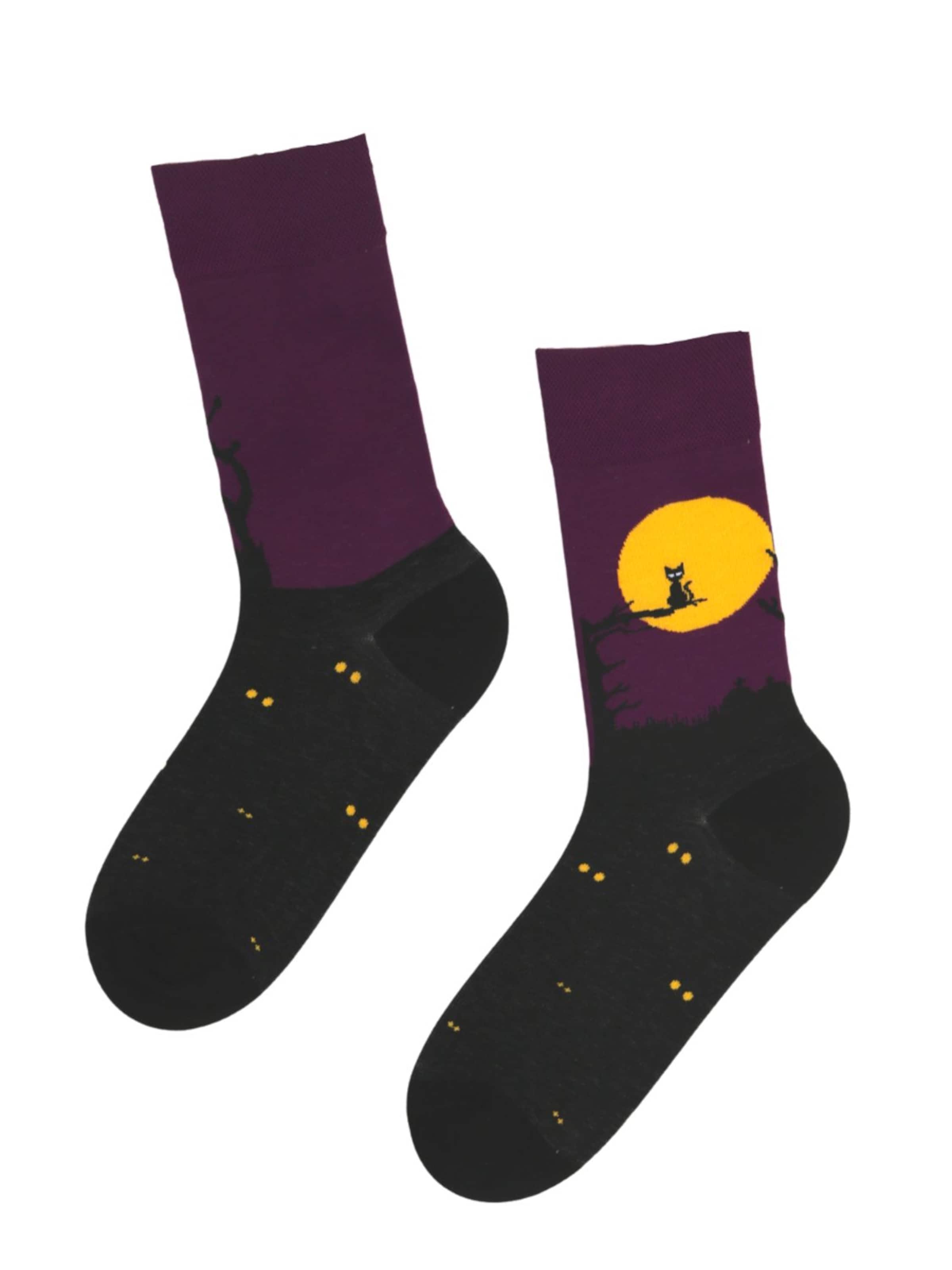 Sokisahtel Socks ''Spooky Cat Halloween'' in Black: front