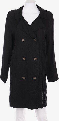 Avant Première Jacket & Coat in S in Black: front