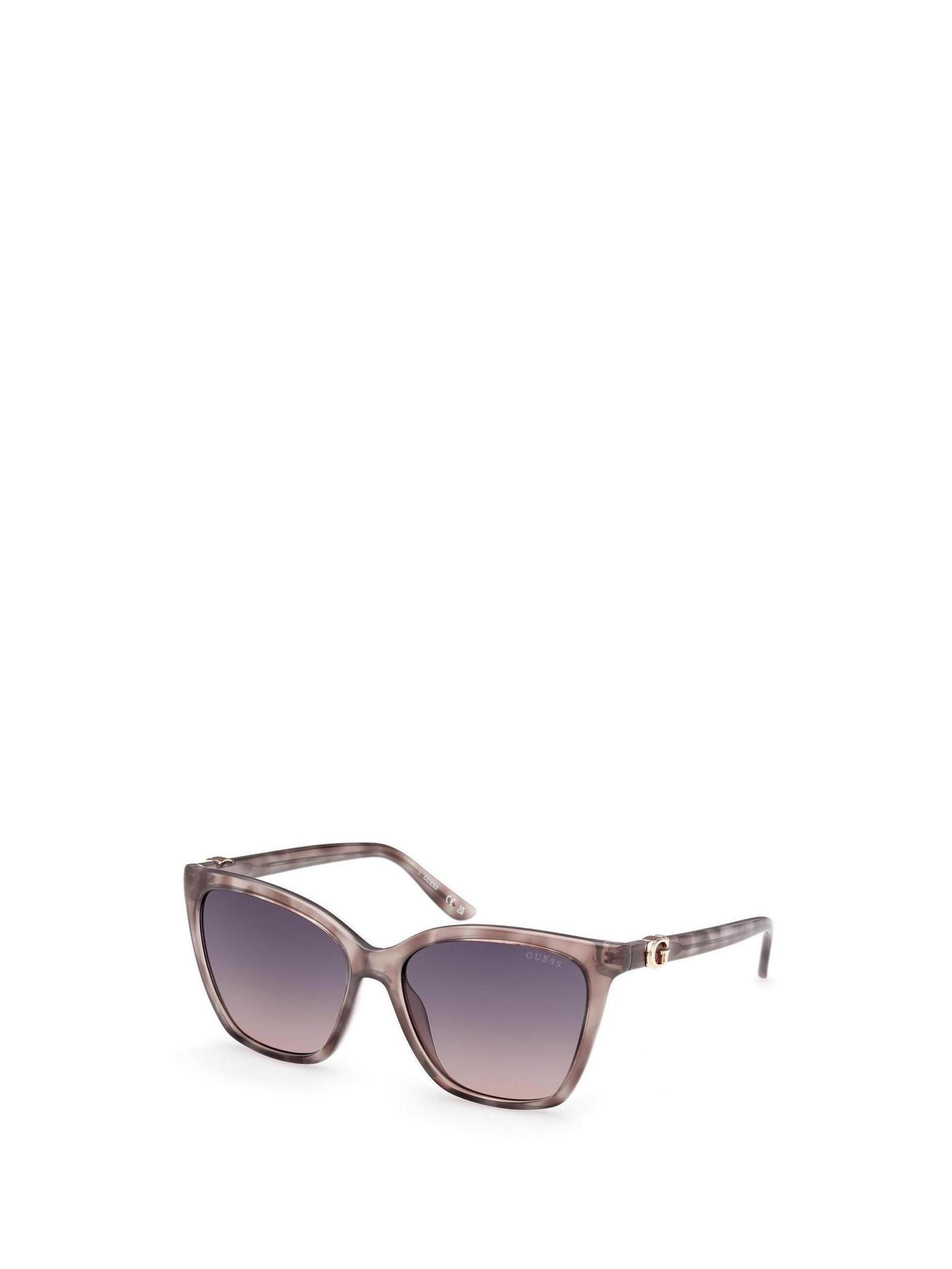 GUESS Zonnebril 'GU00191 5620B' in Bruin: voorkant