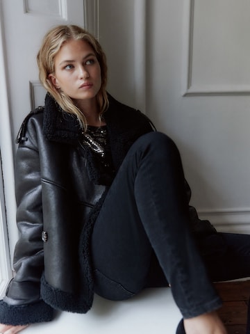 Next Jacke 'Aviator' in Schwarz