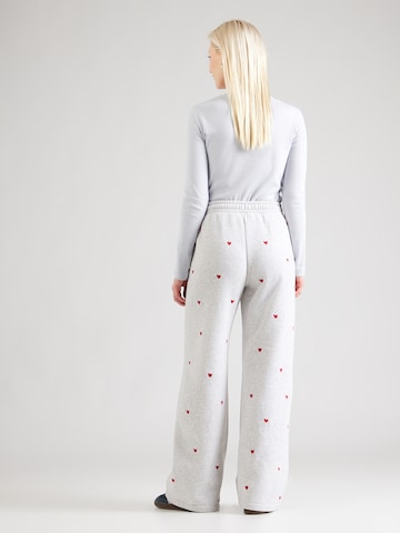 Abercrombie & Fitch - Pierna ancha Pantalón 'SUNDAY' en gris