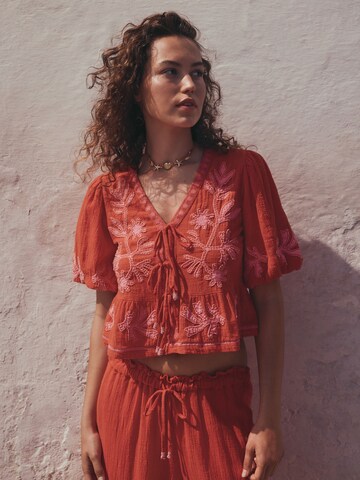 Next Bluse in Rot: Vorderseite