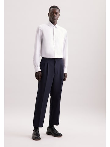 Coupe regular Chemise business 'SMART PERFORMANCE' SEIDENSTICKER en blanc