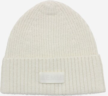 Berretto di AEMMI in bianco: frontale
