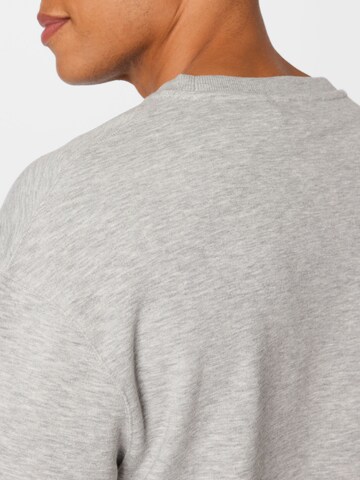 NU-IN Sweatshirt in Grey