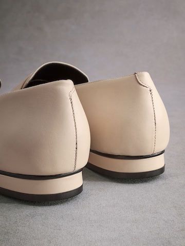 Chaussure basse 'Jess' Next en blanc