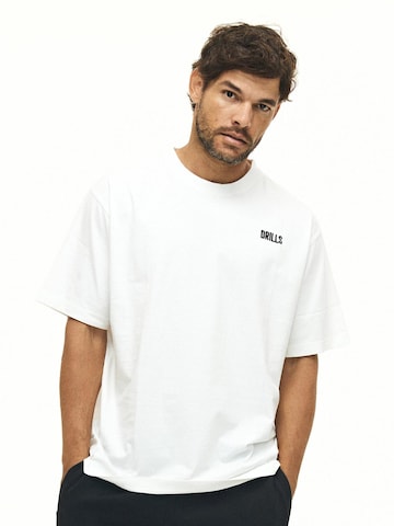 DRILLS Apparel Shirt 'RECREATION Core' in White: front