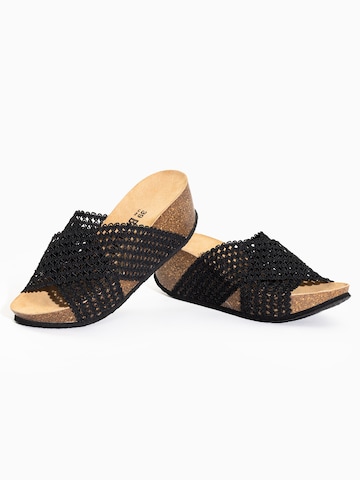 Bayton Mule 'Xelina' in Black