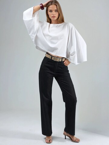 Busem - Blusa em branco