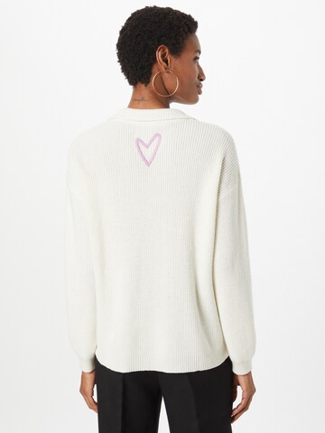 LIEBLINGSSTÜCK Sweater 'Levina' in White