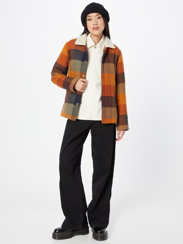 Iriedaily Between-Season Jacket 'Team Sherpa' in Orange