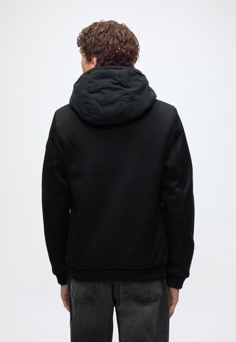 No Excess Jacke in Schwarz