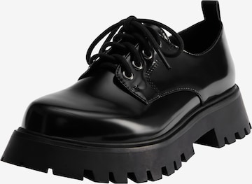 Chaussure basse Pull&Bear en noir : devant