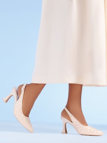 Escarpins à bride arrière Friends Like These en beige