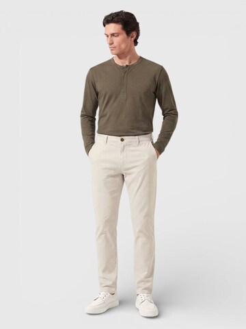 Ramsey Regular Chino in Beige