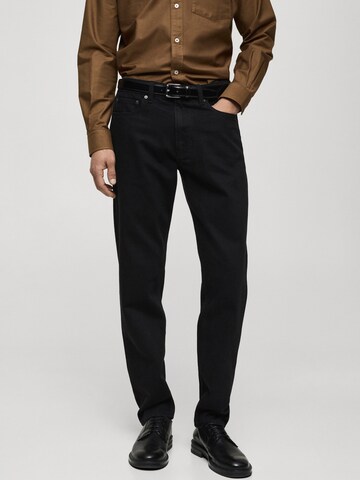 MANGO MAN Tapered Jeans 'Bob' in Black: front